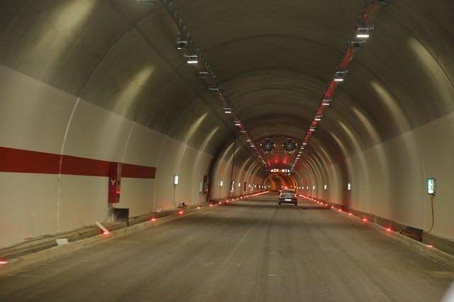 Ovit Tunnels-1